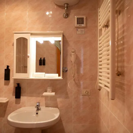 Bike & Bikers And Restaurant 3* Ampezzo